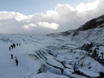 Caminatas sobre glaciares en Islandia