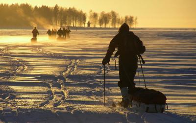 Finlandia, travesía del Lago Inari con esquís 