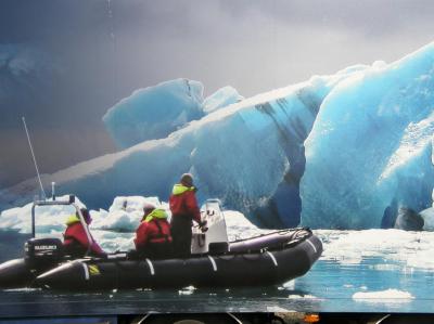 Zodiac en la laguna de Jokulsarlon