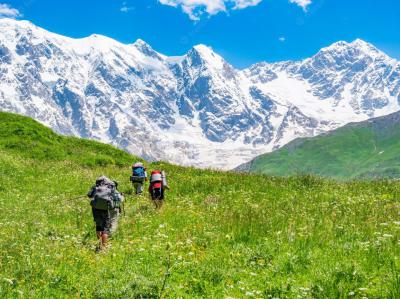 GEORGIA – Reino de los Picos Nevados y Torres Medievales