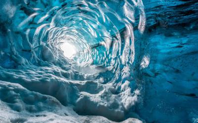 Visita a una cueva de hielo