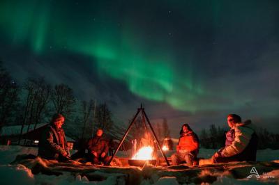 Campamentos para observación de auroras boreales